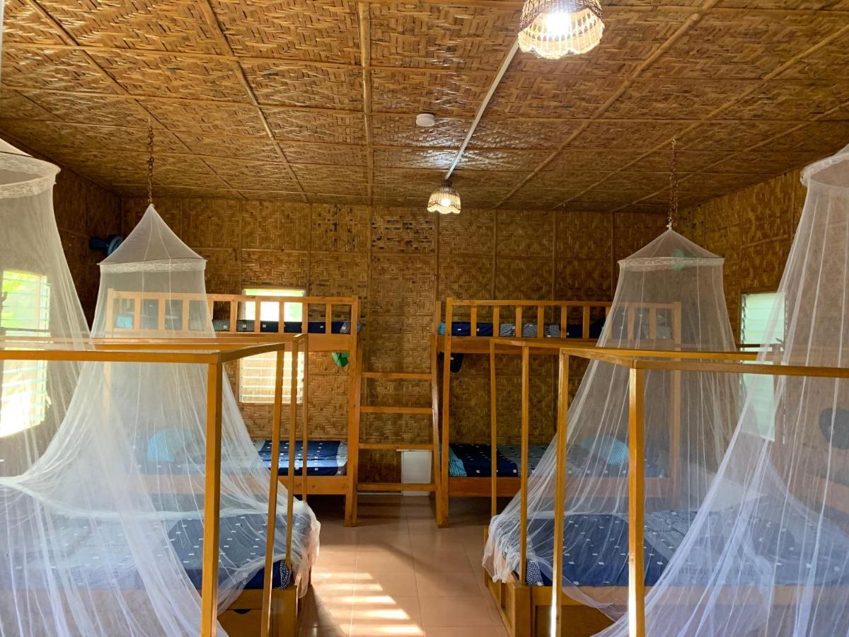 Izla Soanna Vandrarhem Panglao Exteriör bild